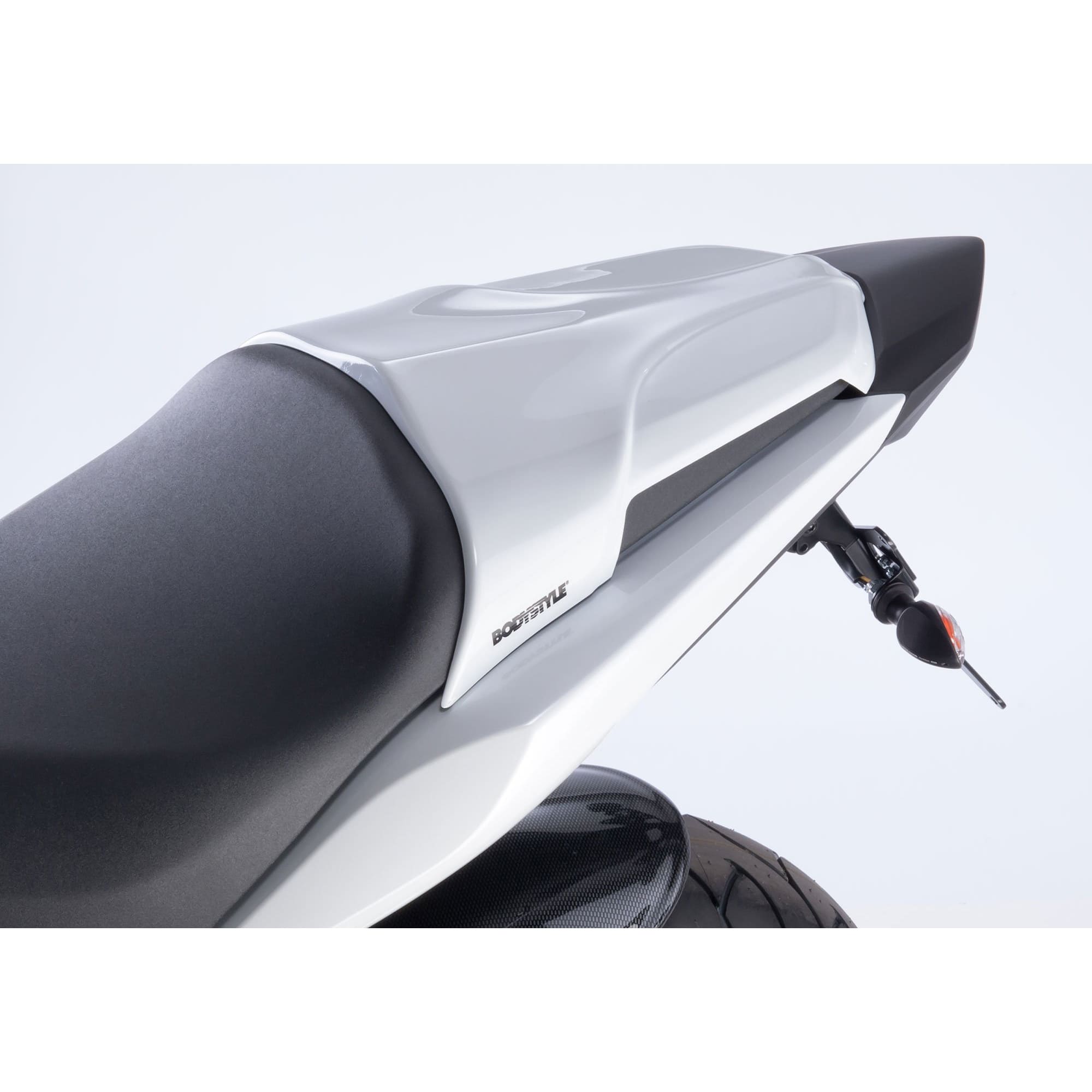 Bodystyle Sitzkeil über Soziussitz weiß für CB/CBR 600 F 2011-2013 - Motorradteile & Ersatzteile - Anbauteile